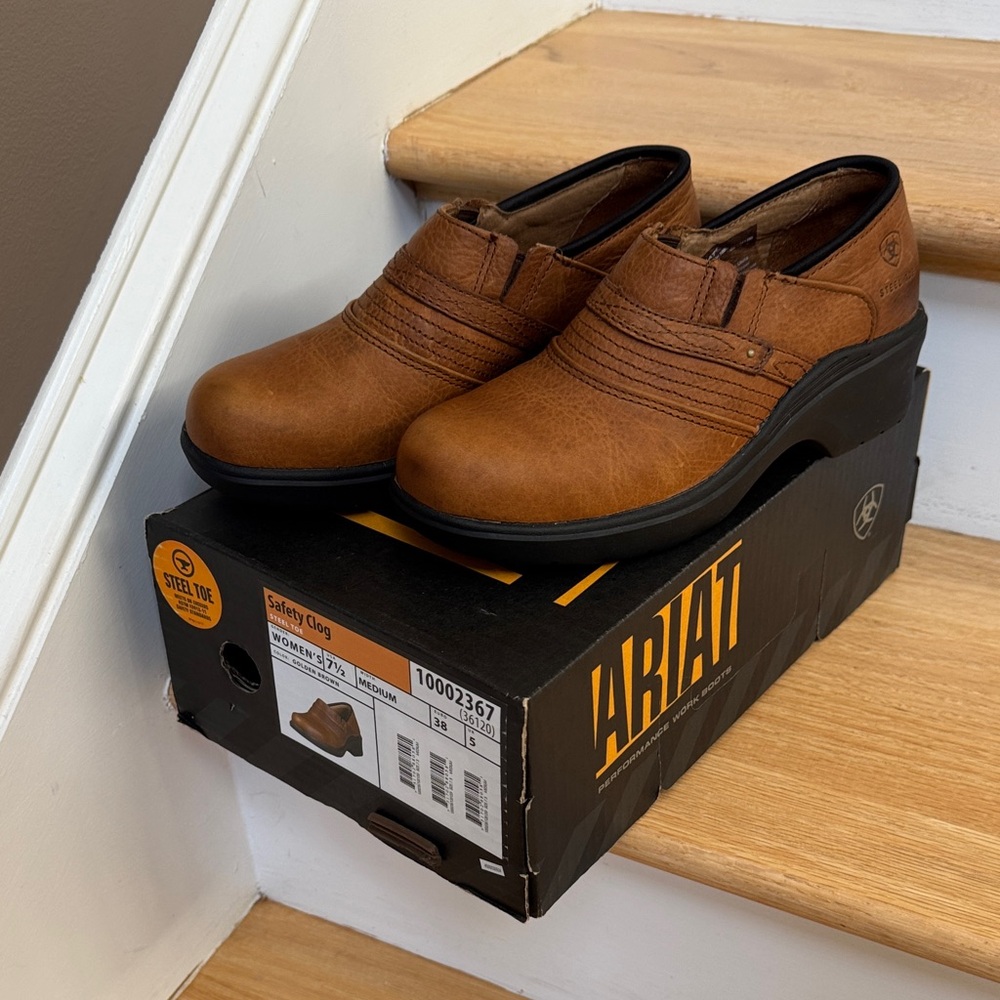 ARIAT Safety Steel toe dressy leather clogs work shoes Size 7.5 brown camel